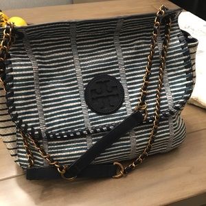 Tory Burch crossbody or shoulder bag